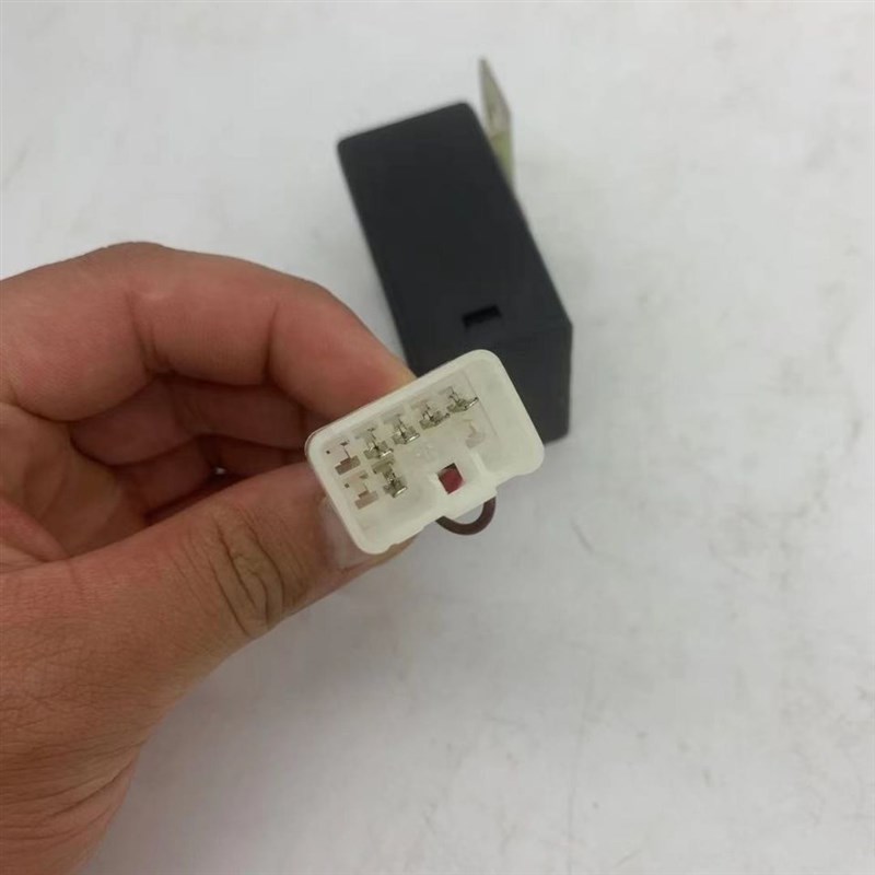 徐工吊车配件25K5南汽双电机保护器驾驶室M玻璃升降器继电器限流