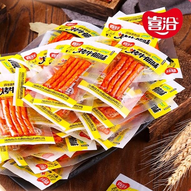 辣条喜洽芝烤牛筋8g麻辣辣片方便网红面筋8090怀旧休闲零食小吃
