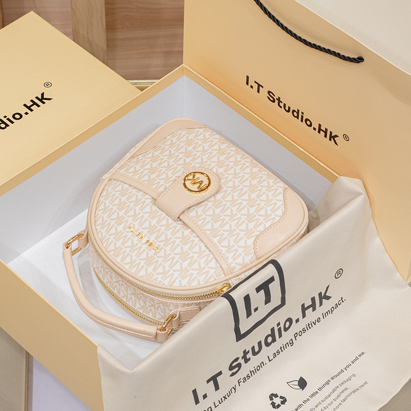 香港正品2025新款真皮手提包包女宽肩带斜挎包高级质感迷你肩小包