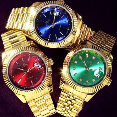 Master of Bling Bezel Round Watch Gold