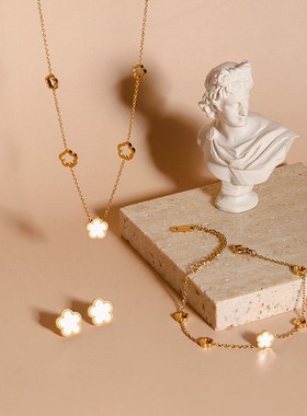 White Shell Flower Stainless Steel Jewelry Sets For Women