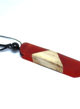 Vintage menwoman s fashionable wood resin necklace