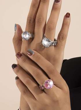 Jewelry ring personality Diamond Emerald Diamond Ring temper