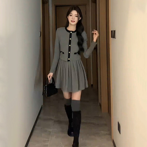 深冬装搭配一整套时尚2024网红爆款小个子香风今年流行漂亮套装裙