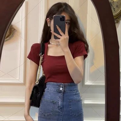 设计感小众辣妹短款红色正肩t恤上衣女夏季2023新款小个子短袖T恤