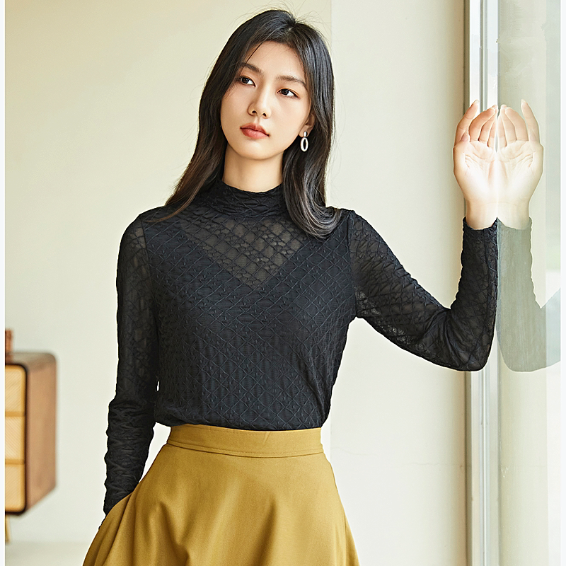 女蕾丝面料打底衫纯色修身性感
