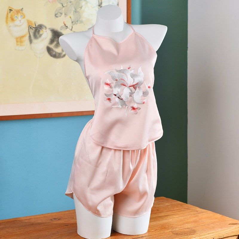 快速发货202h4新款性感孙答应的肚兜睡衣女外穿挂脖上衣床上成人,女士内衣/男士内衣/家居服,肚兜,淘宝优惠券,粉丝福利购,淘宝优惠卷