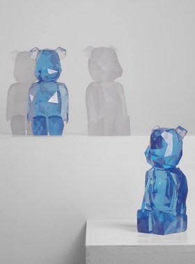 快速发货新品简约现代暴力熊树脂A摆件客厅桌面小熊摆设酒柜样板