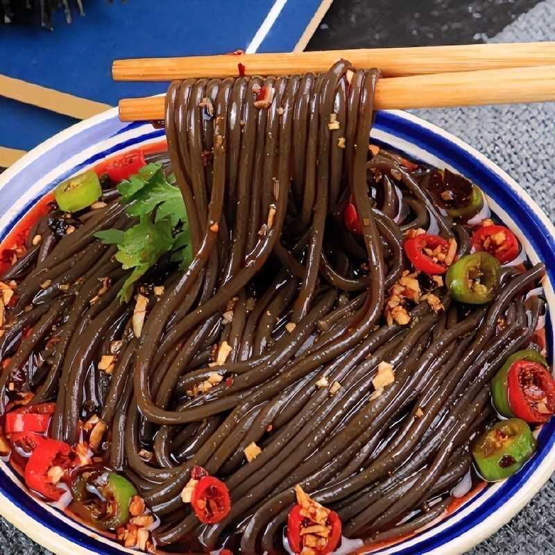 正宗葛根粉酸辣蕨根粉丝带调料0脂低脂火锅速食凉拌野生蕨根粉条