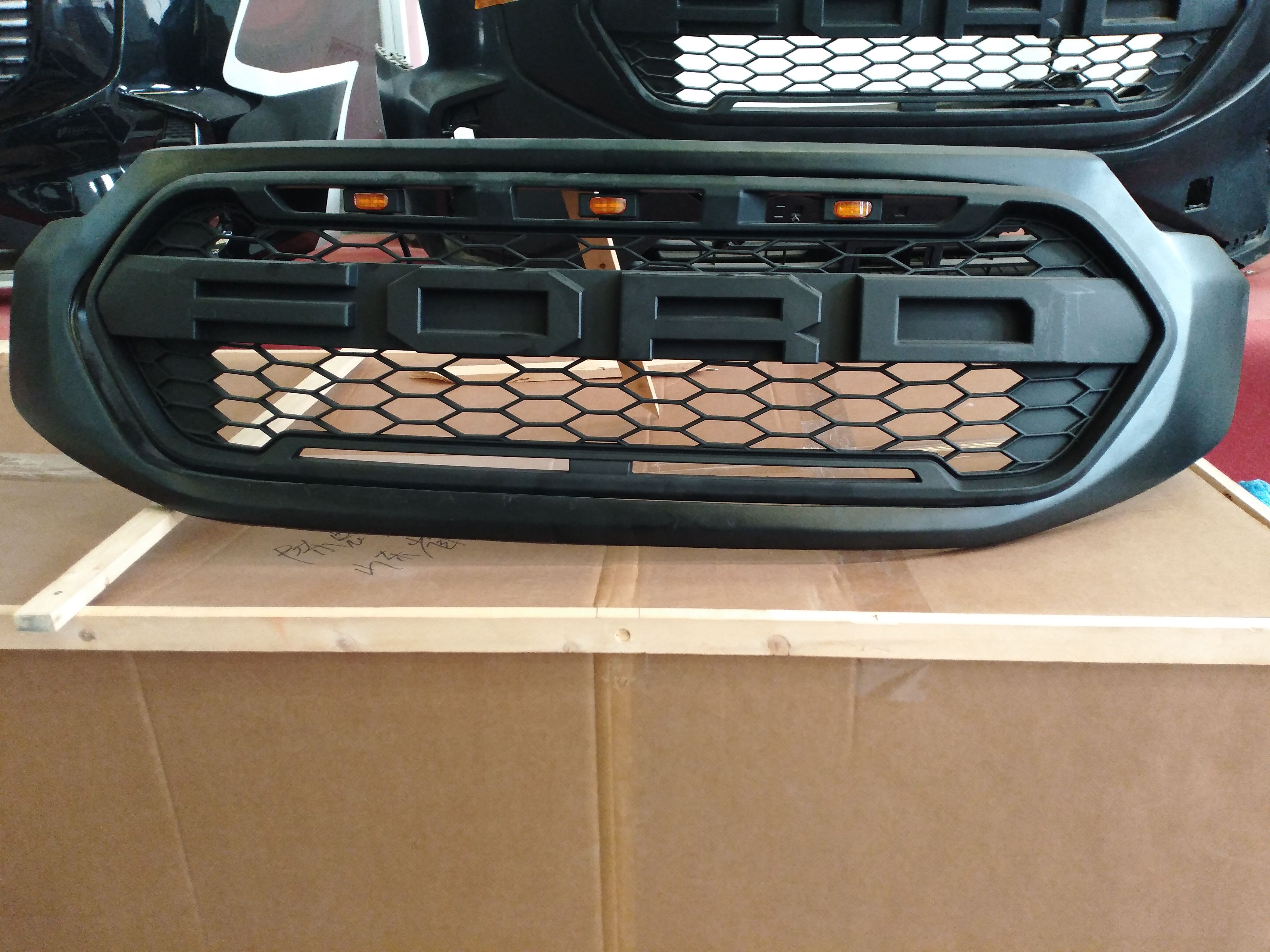 新全顺途睿欧23款新款镀铬中网前杠总成拆车件24款前脸新品