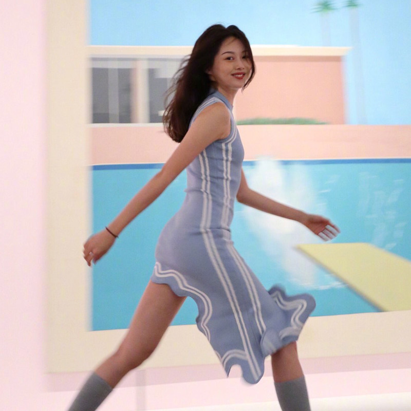 欧美潮款针织无袖打底裙不对称波浪边燕尾礼服条纹修身显瘦连衣裙