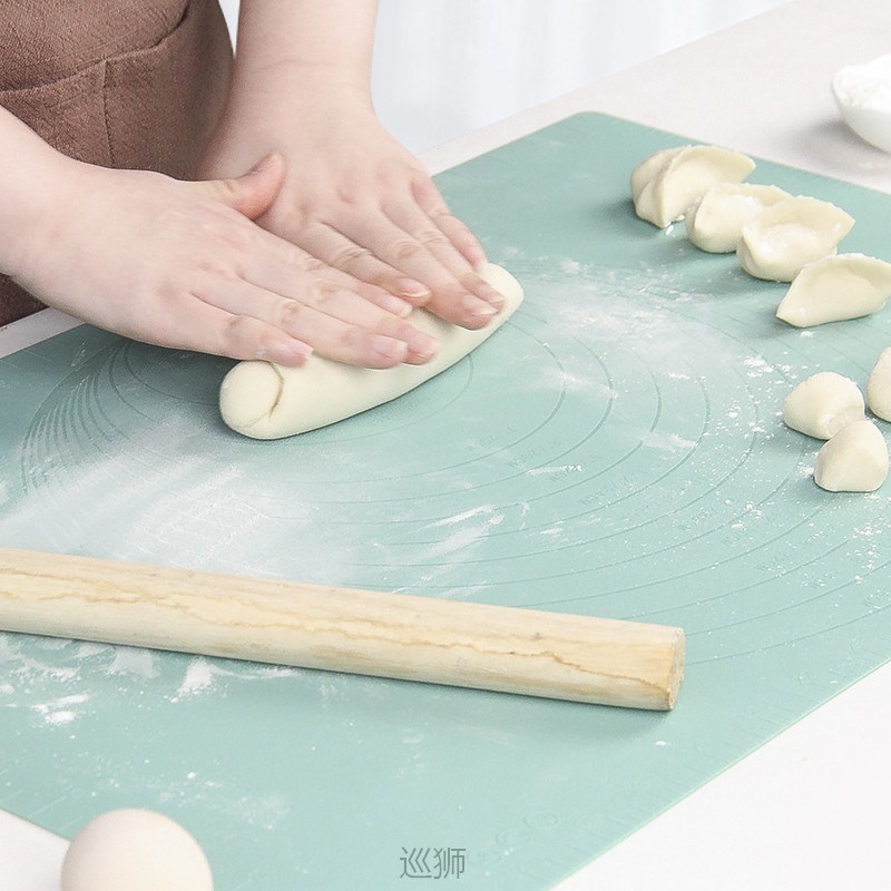 Japanese silicone metering kneading pad household large thi
