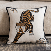 民宿样板间腰靠 轻奢客厅沙发靠垫套 复古棕黑提花老虎抱枕 新中式
