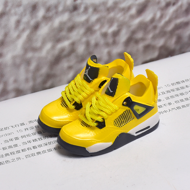 迷你aj模型鞋模1/6兵人手办篮球鞋墙汽车摆件潮玩具节日男女礼物