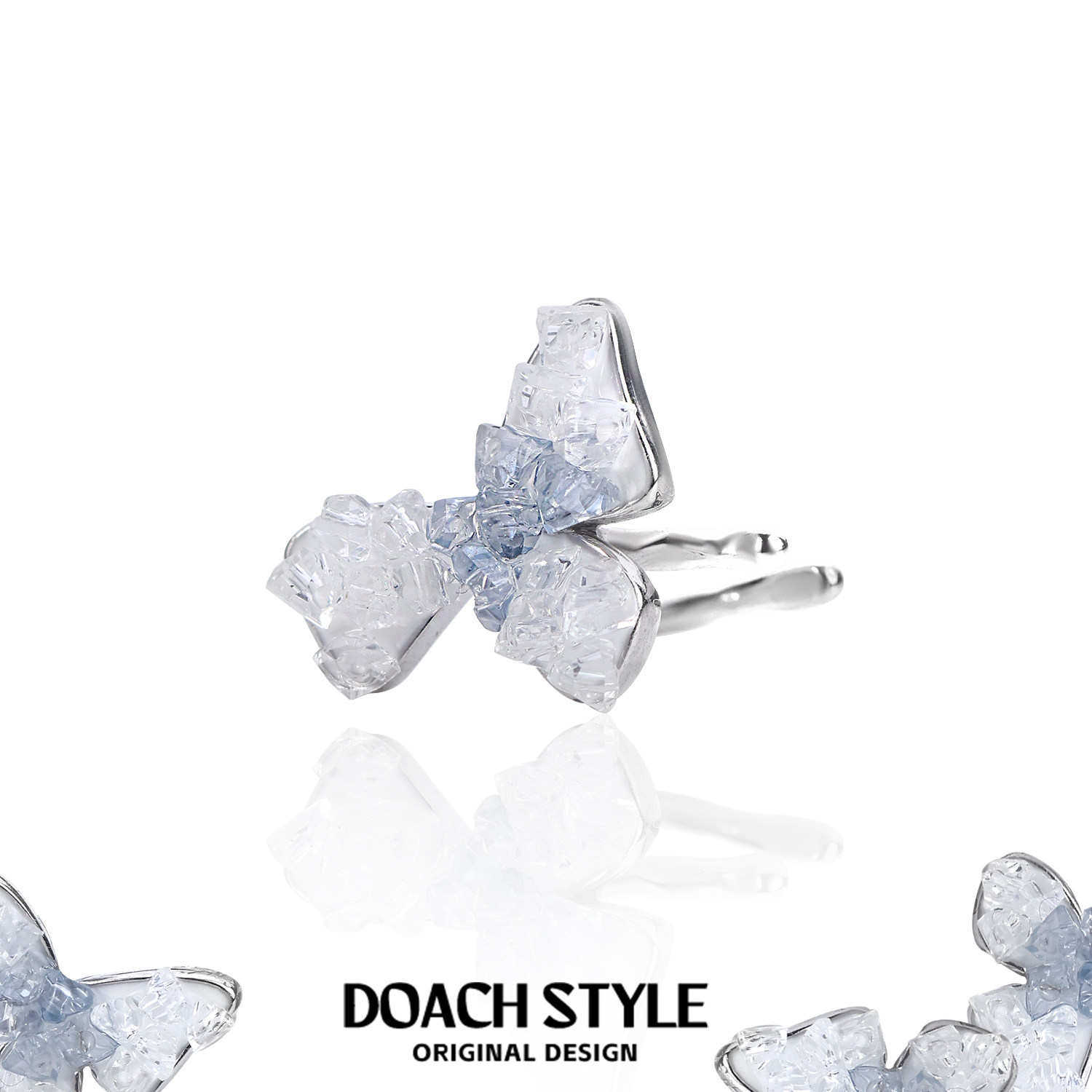 DOACH蓝色冰花蝶耳夹S925纯银