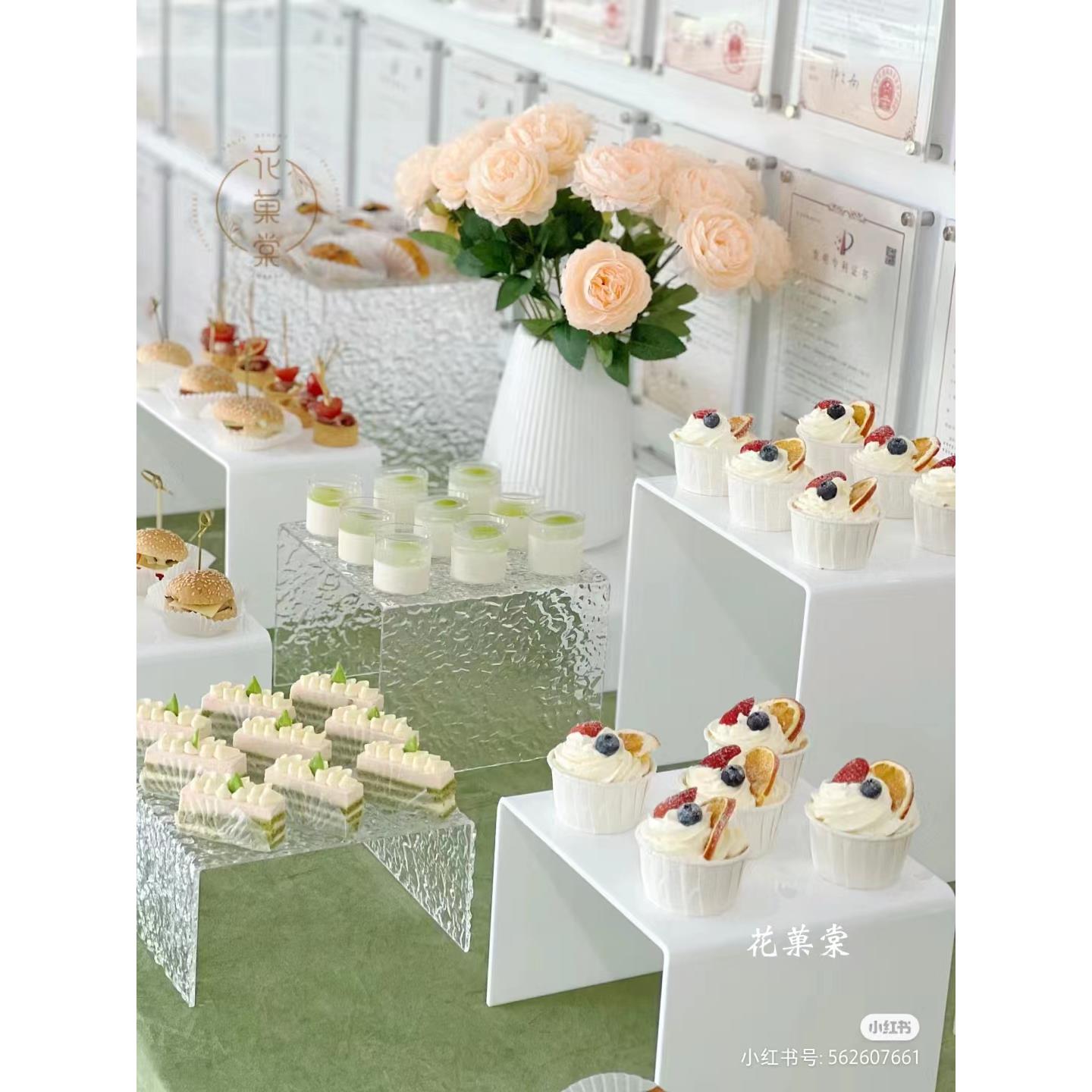 压克力甜品台展示架百搭甜品台摆台展示架辛苦压克力甜品台展示架