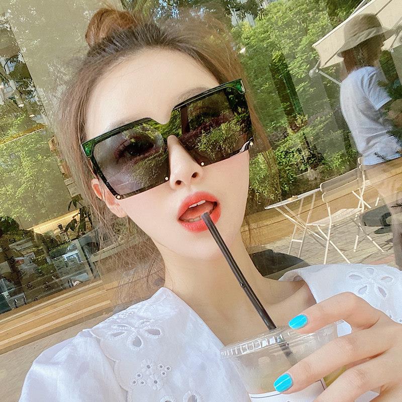 太阳镜女偏光防紫外线大脸显瘦方形连体大镜片网红ins韩版潮墨镜