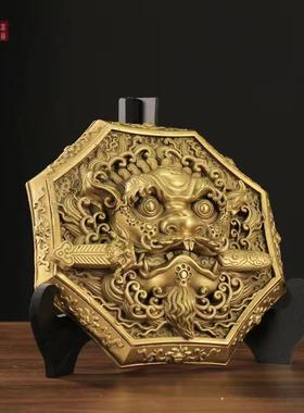 中式黄铜狮咬剑挂件 半手工兽头吞口门饰 八卦镜招财祝福客厅摆件