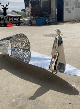 不锈钢镜面抽象小船雕塑金属户外水景水池渔人与船纯手工装饰摆件