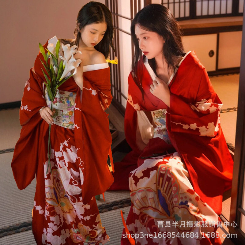和服女正装传统改良复古风红色