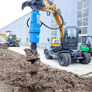 挖机改装螺旋钻机勾挖掘机改潜孔钻机旋挖钻孔打洞地基光伏打桩机