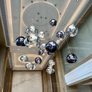 复式楼梯间熔岩吊灯loft挑空大客厅长线灯设计师别墅公寓工程餐厅