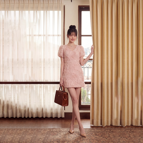 Mamyo Yoo 法式千金泡泡袖V领立体花朵连衣裙女