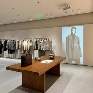 服装店中岛台陈列简约展示桌女装店实木展示柜衣服鞋包岛台展示台