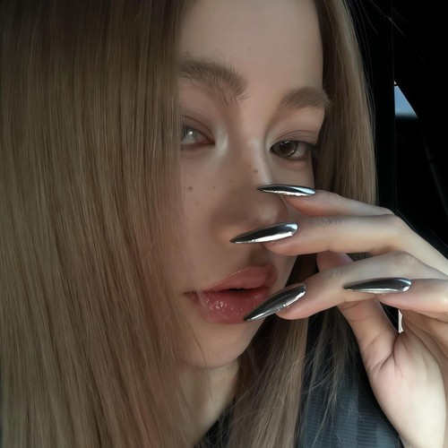 2026爆款Lisa同款欧美甜酷辣妹镜面金属银魔镜粉手工穿戴甲可拆卸