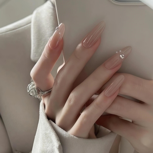 穿戴甲中长款春夏高级手工新娘婚纱照指甲贴片2026新款穿戴美甲