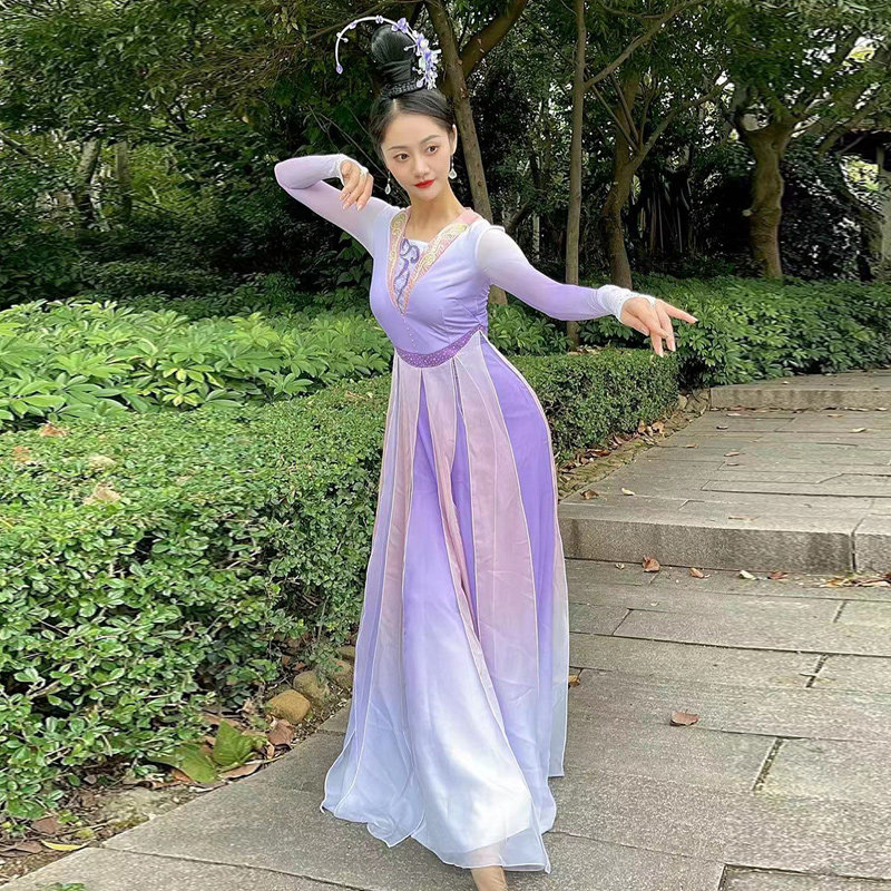 速发新款古典舞汉唐舞蹈演出服中国风飘逸大裙摆群舞汉服表演服