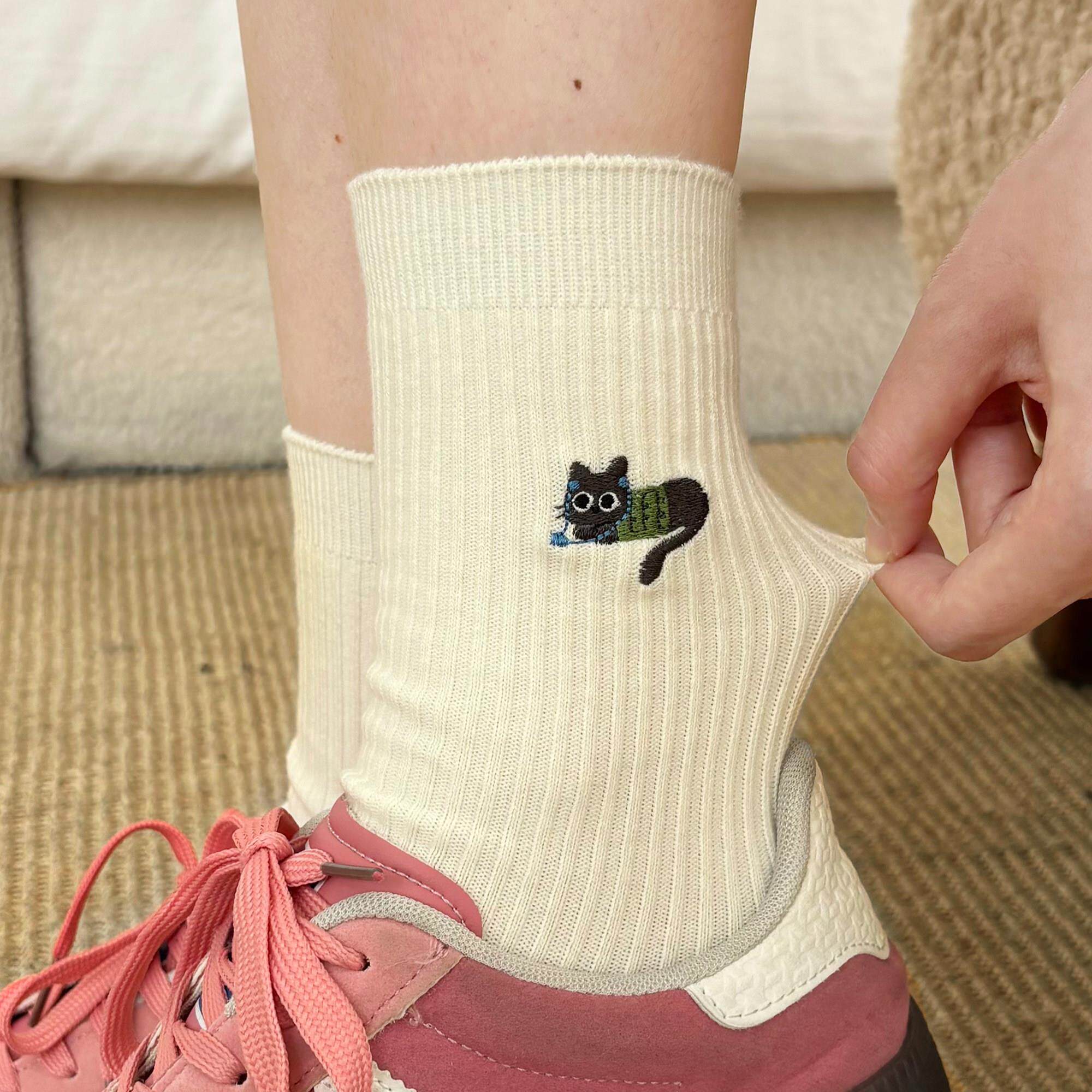 可爱袜子女款中筒袜春秋小猫白色纯棉长袜ins潮2026新款爆款女袜