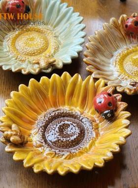 欧式家居饰品向日葵甲壳虫陶瓷烟灰缸装饰英式点心盘子瓜子碟皂托