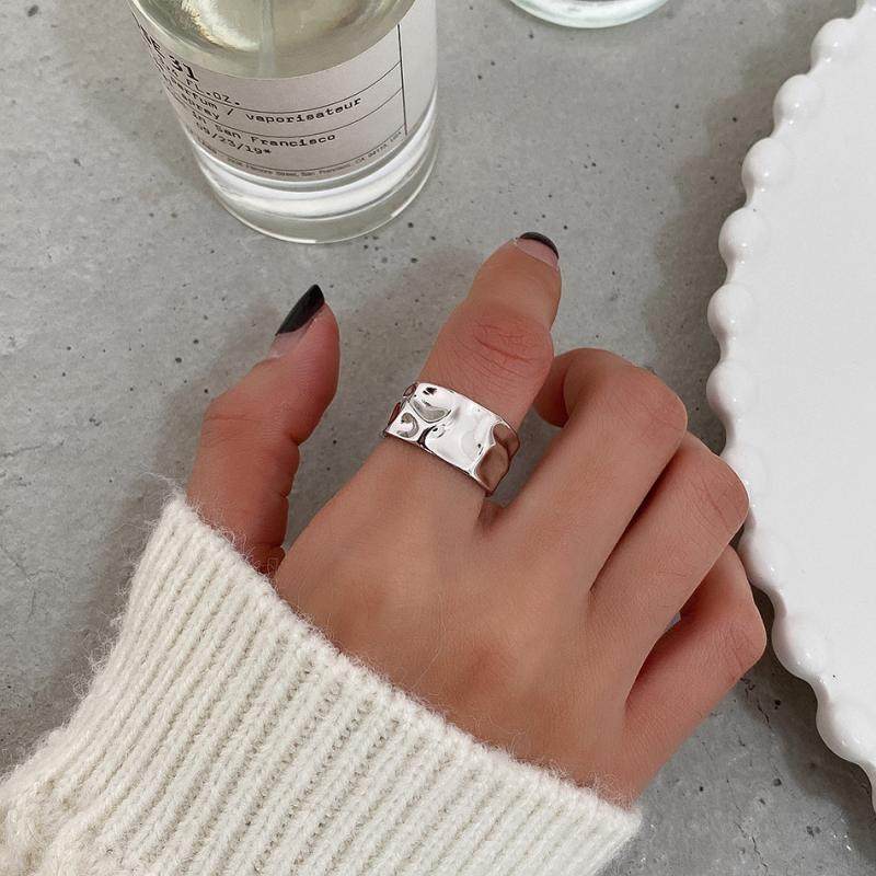 Korean Style Lover Massive Ring For Man Women Elegant