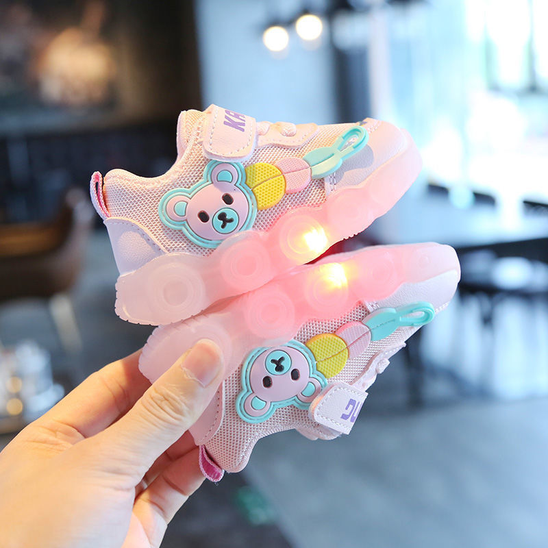 幼儿学步鞋春秋新款男女童亮闪灯鞋运动婴儿鞋子软底单鞋0-3岁童