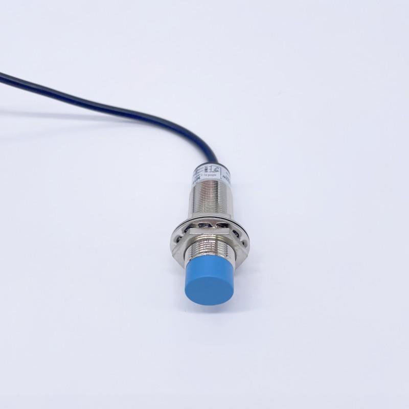 XM18-3008PMU 杰诺模拟量传感器接近开关 直径M18模拟量电压输出