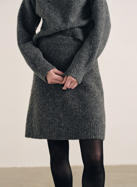 ATELIO·羊毛混纺软糯蓬松A型短半裙