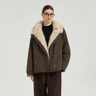 Petit Bari休闲复古毛绒拼接大翻领派克服加厚外套女