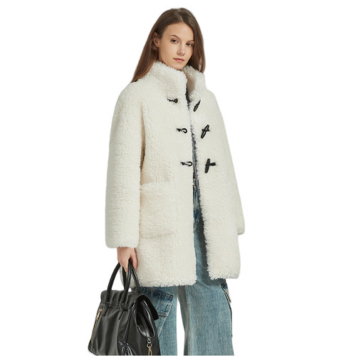 PB女立领牛角扣中长款毛绒外套