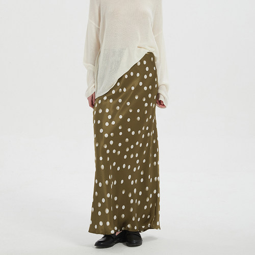 Petit Bari 缎面波点鱼尾长款半身裙