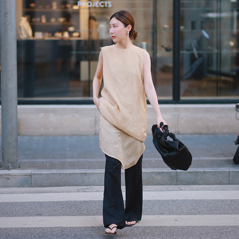 Petit Bari 女士舒适优质面料无袖连衣裙 莱赛尔 真丝的