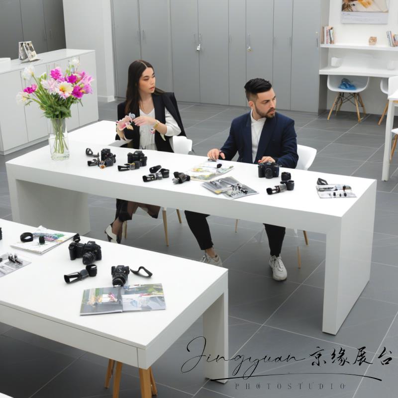 木质化妆品烤漆展示台公司产品展示桌商场美甲店专用桌手机体验台