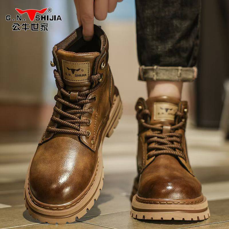 公牛世家男士秋冬鞋子2025新款马丁靴防水雪地靴高帮工装防滑皮靴