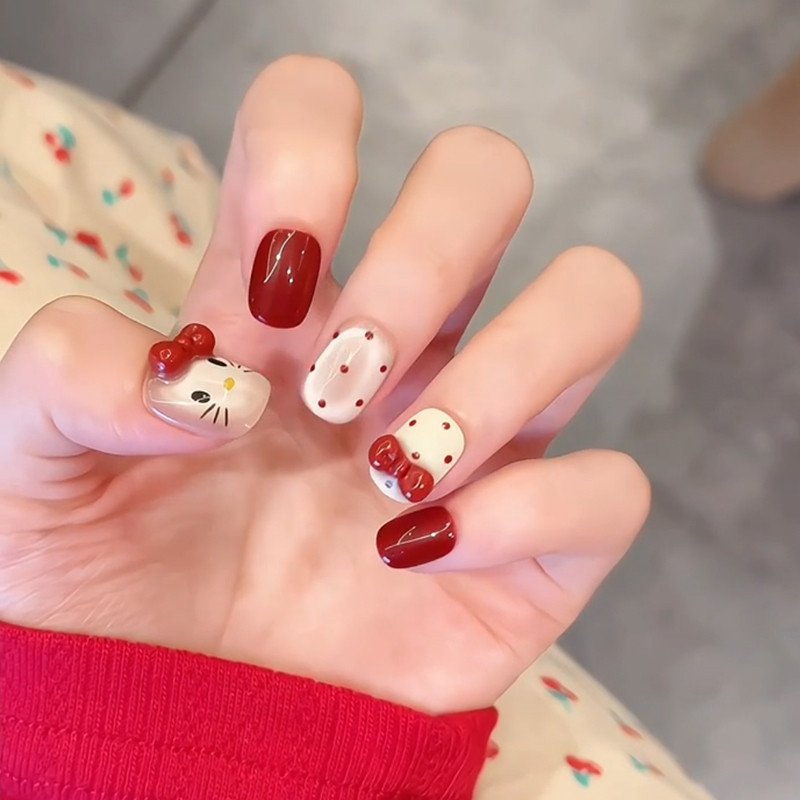 植兔红色hellokitty猫纯手工穿戴甲短款波点猫眼显白美甲可爱贴片,彩妆/香水/美妆工具,穿戴甲/甲片,淘宝优惠券,粉丝福利购,淘宝优惠卷