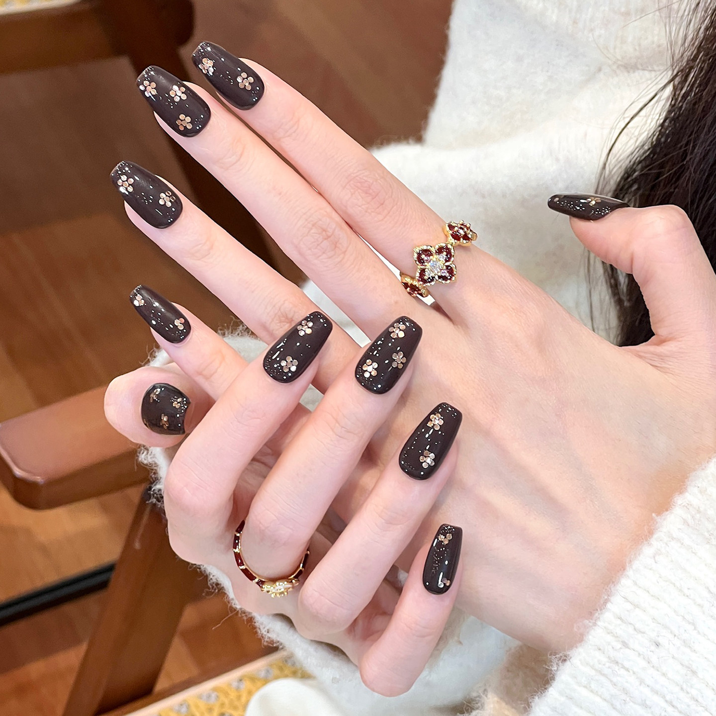 植兔手工穿戴甲甜酷秋冬款2026年高级感复古黑色银花美甲短款贴片,彩妆/香水/美妆工具,穿戴甲/甲片,淘宝优惠券,粉丝福利购,淘宝优惠卷