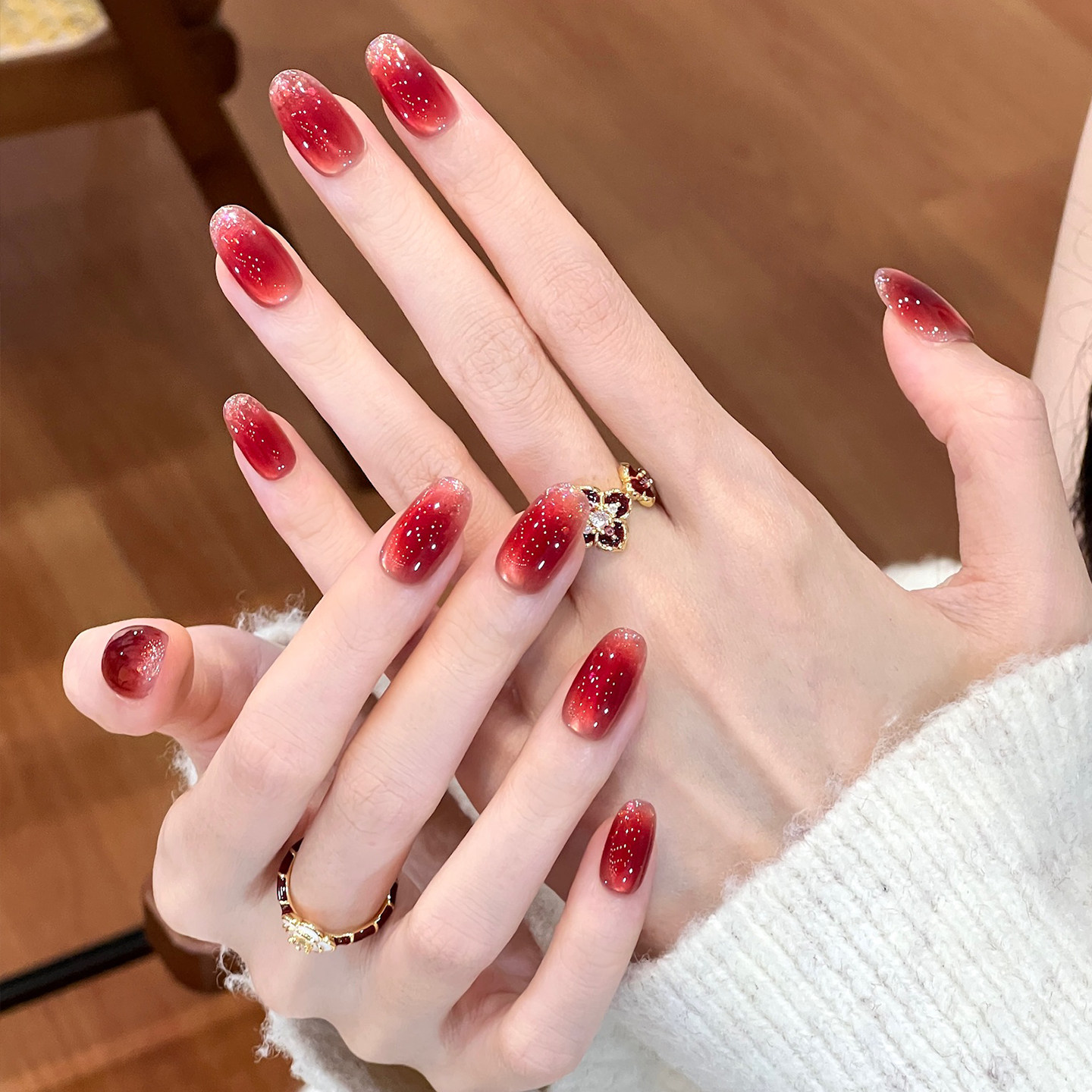植兔纯手工穿戴甲短款高级感新年款红色猫眼显白美甲纯色成品贴片,彩妆/香水/美妆工具,穿戴甲/甲片,淘宝优惠券,粉丝福利购,淘宝优惠卷