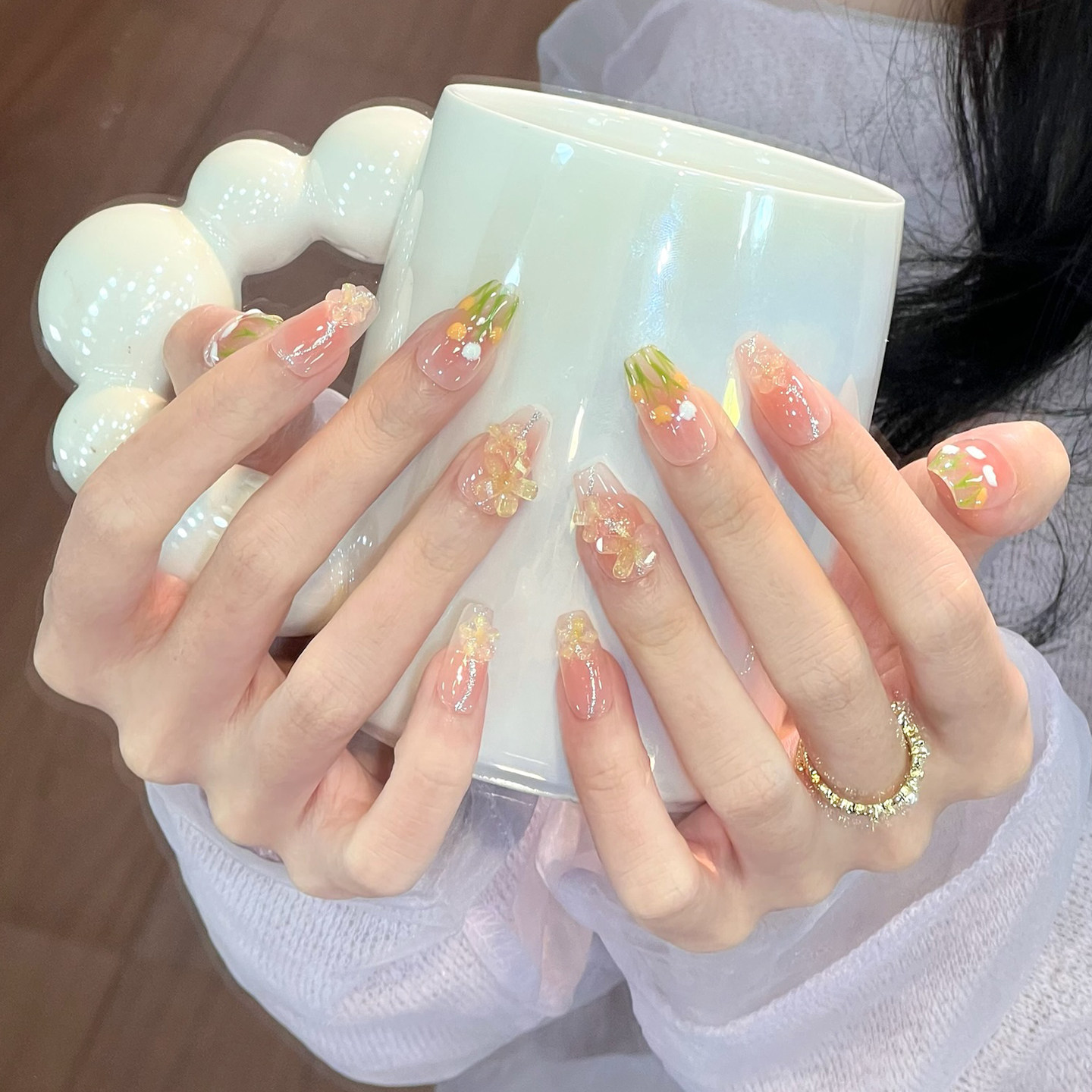 植兔手绘郁金香穿戴甲夏日纯欲裸色花仙子腮红显白美甲贴片高级感,彩妆/香水/美妆工具,穿戴甲/甲片,淘宝优惠券,粉丝福利购,淘宝优惠卷