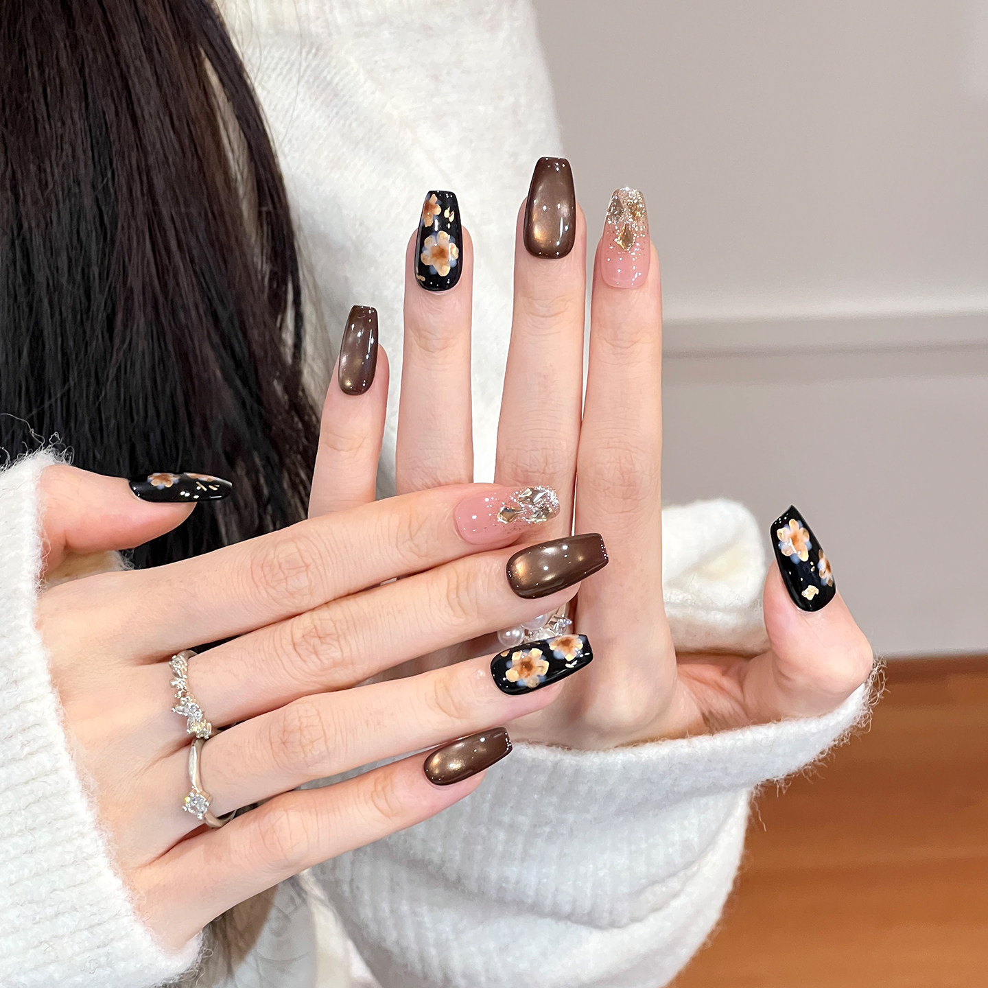 植兔富贵金花穿戴甲短款高级感焦糖黑棕咖色猫眼纯欲轻奢美甲贴片,彩妆/香水/美妆工具,穿戴甲/甲片,淘宝优惠券,粉丝福利购,淘宝优惠卷