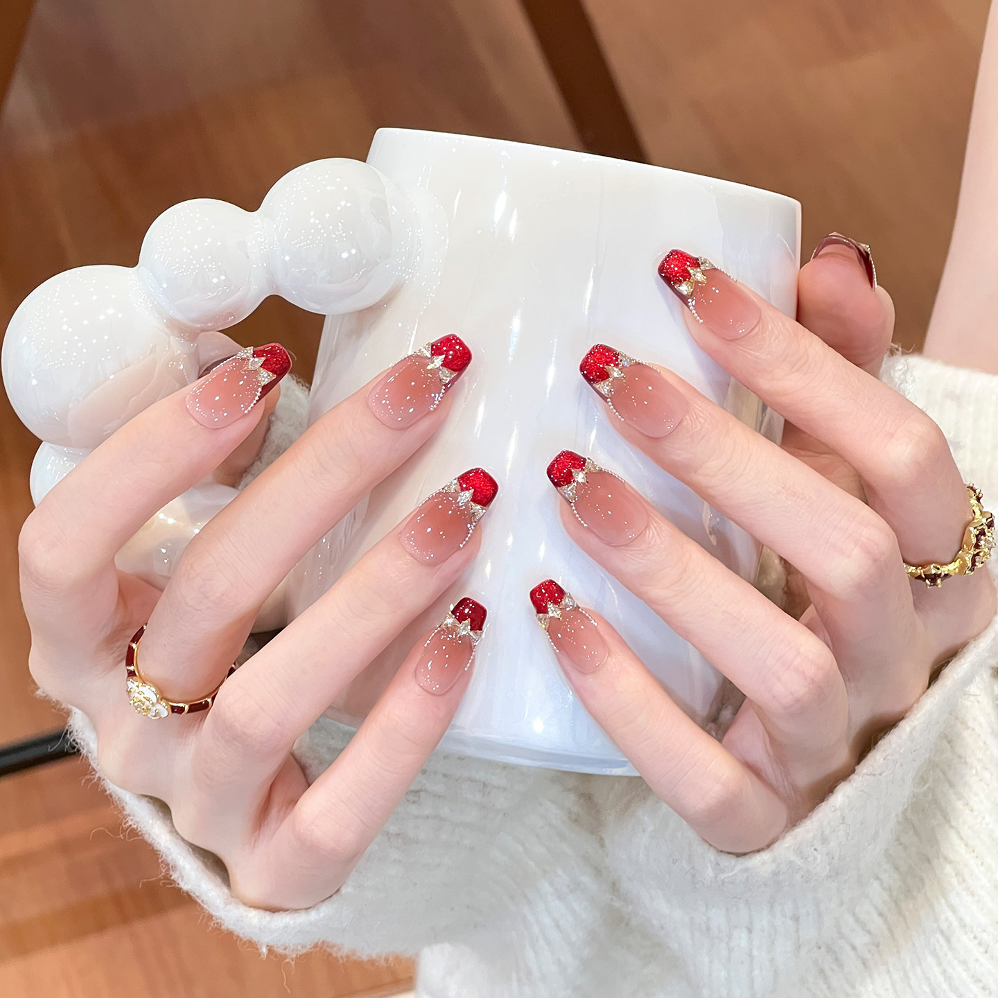 植兔红色猫眼穿戴甲2026新年款裸色系碎钻显白美甲高级感短款贴片,彩妆/香水/美妆工具,穿戴甲/甲片,淘宝优惠券,粉丝福利购,淘宝优惠卷
