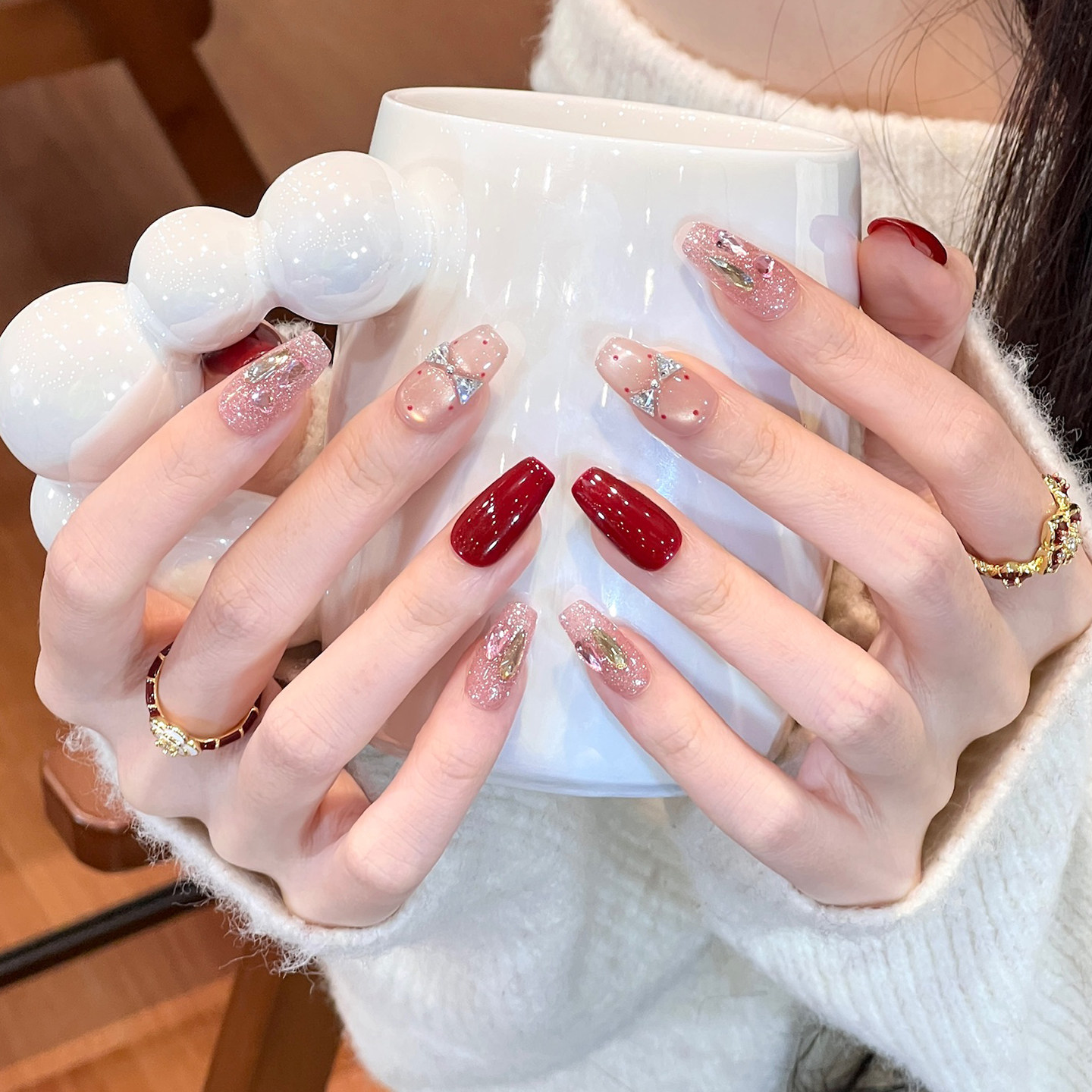 植兔手工穿戴甲波点猫眼新年红色碎钻美甲短款闪钻轻奢高级感贴片,彩妆/香水/美妆工具,穿戴甲/甲片,淘宝优惠券,粉丝福利购,淘宝优惠卷